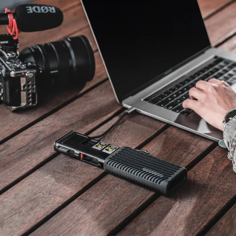 PGYTECH CreateMate CFexpress B/SD Чёрный