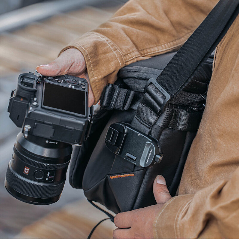 PGYTECH OneMo Sling 11L сумка чёрная