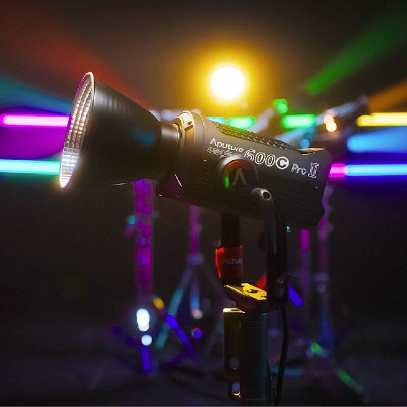 Aputure LS 600c Pro II (V-mount) осветитель