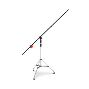 Manfrotto 085B стойка наклонная типа "журавль" стальная черная с колесами