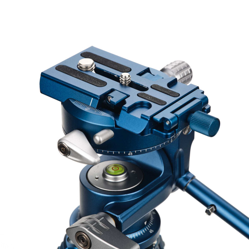 Benro TSSL18CPHVF3 Super Slim штатив карбоновый с универсальной головой для фото и видео/ Arca/501PL