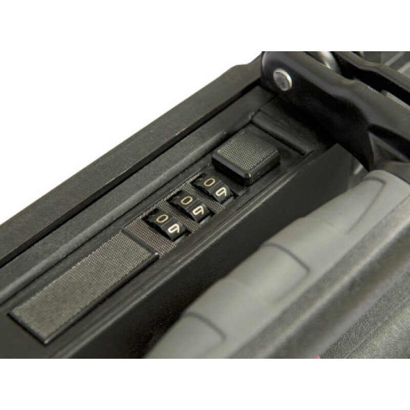 Peli 1495 WL/WF BLACK защитный кейс черный для ноутбуков с поропластом