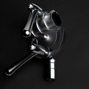 Fotokvant шарнирный зажим для кронштейна журавля LS-3050 диаметром 35мм с установочным пальцем 5/8