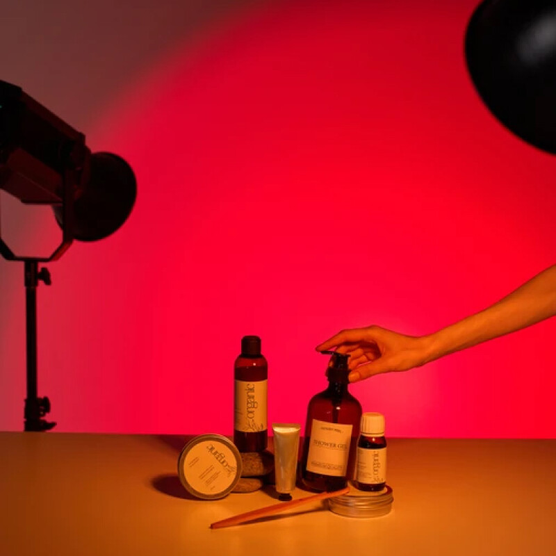 Raylab RL-300PRO RGB осветитель светодиодный