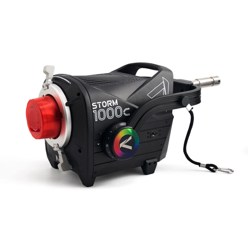 Aputure STORM 1000c осветитель