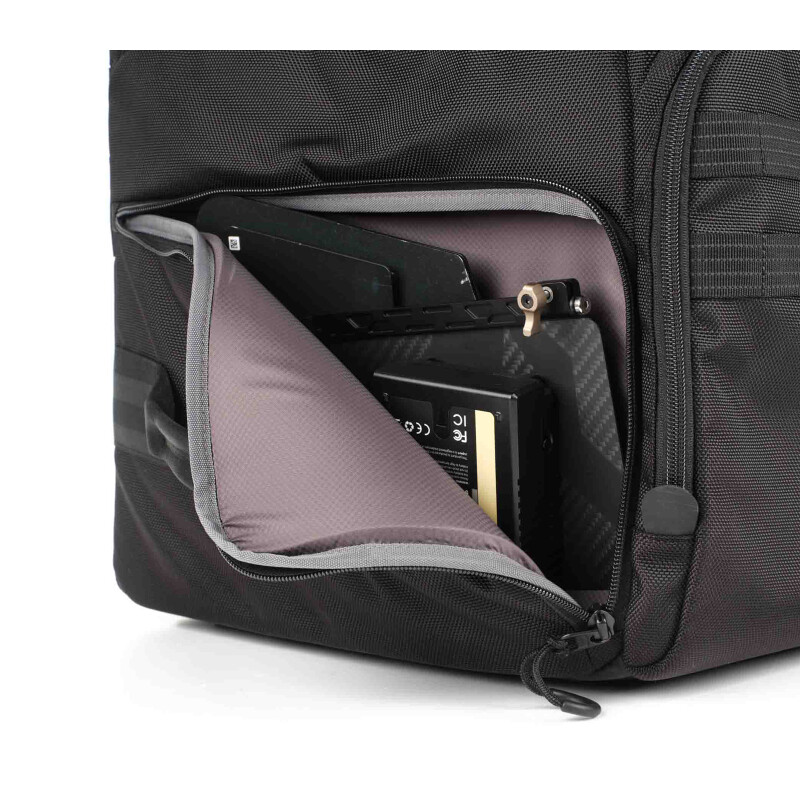 Tenba Cineluxe v2 Shoulder Bag 24 (637-526) сумка для видео и фототехники