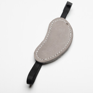 Fotokvant WSC-10 кистевой ремень для фотоаппарата светло-серый мех