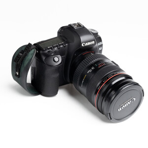 Fotokvant WSC-11 кистевой ремень для фотоаппарата темно-зеленый