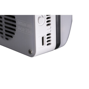 Aputure Amaran Ace 25c осветитель белый