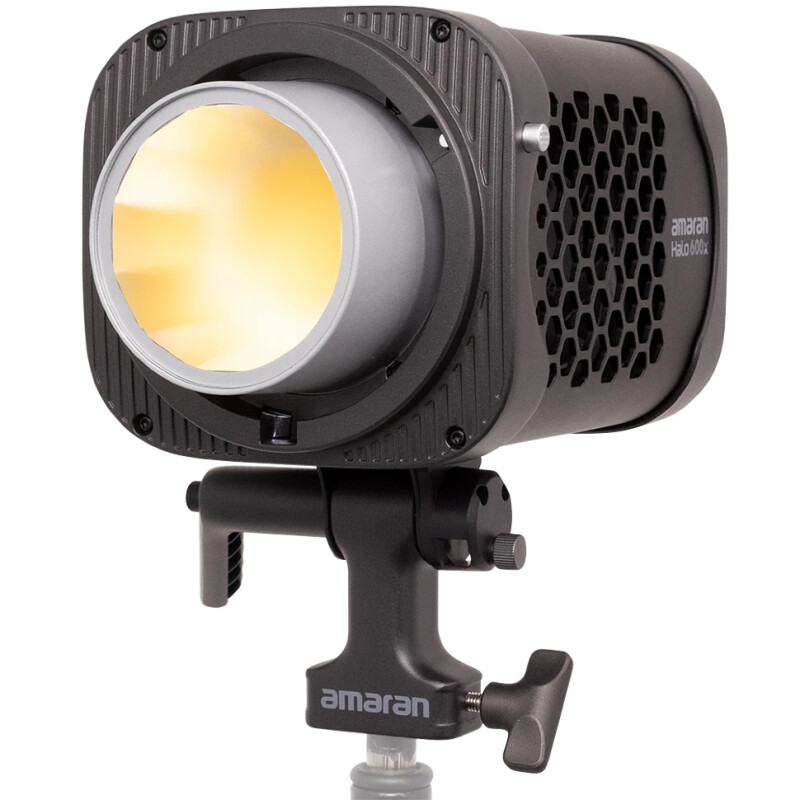 Amaran Halo 600x осветитель