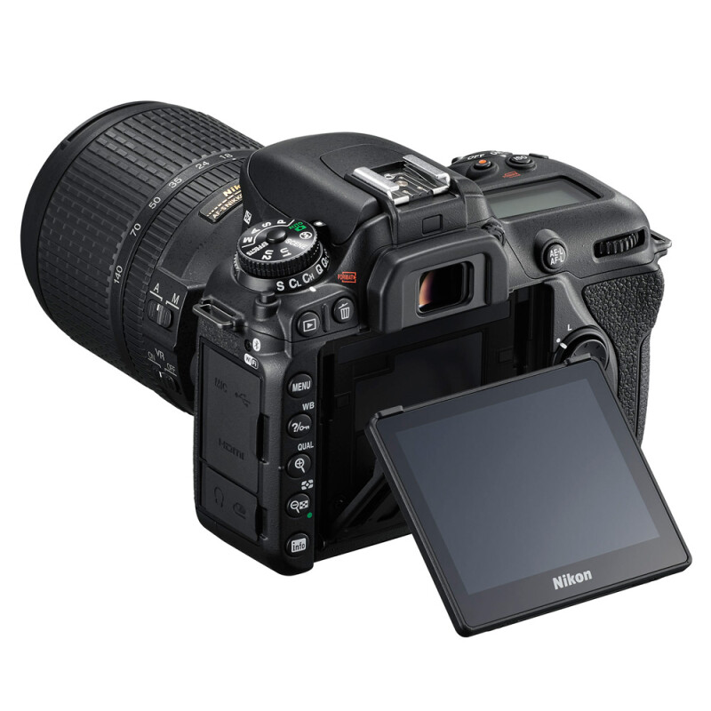 NIKON D7500 Kit + AF-S 18-140 VR DX фотоаппарат
