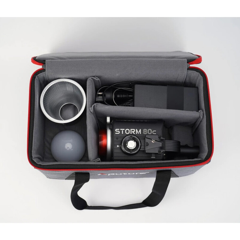 Aputure STORM 80c осветитель