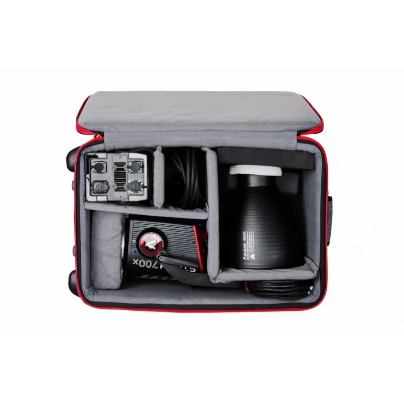 Aputure STORM 700x осветитель