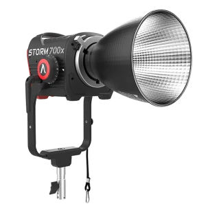 Aputure STORM 700x осветитель