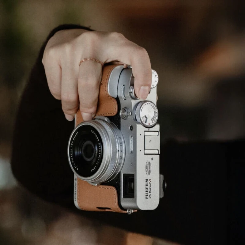 PGYTECH Leather Camera Case for FUJIFILM X100VI Clay Brown чехол для камеры коричневый