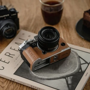 PGYTECH Leather Camera Case for FUJIFILM X100VI Clay Brown чехол для камеры коричневый