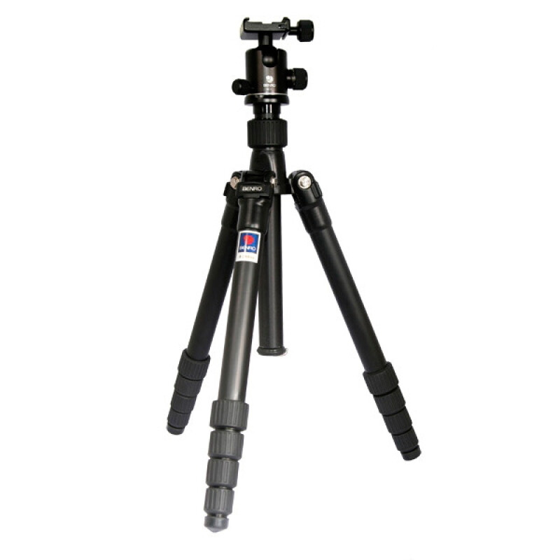 Benro С-269 карбоновый походный штатив с головой B-1