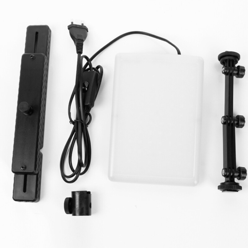 Fotokvant CN-T96 настольный LED-осветитель с кронштейном для фото- и видеосъемки