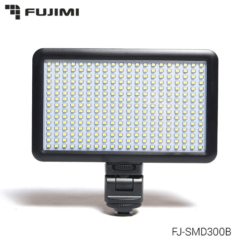 Fujimi FJ-SMD300B универсальный свет на SMD диодах для фото- видеосъемки