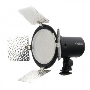 Yongnuo YN168 5500К осветитель светодиодный на 168 светодиодов для фото и видеокамер