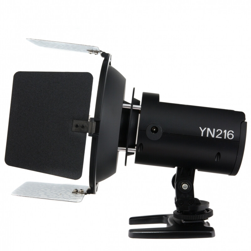 YongNuo YN216 5500К осветитель светодиодный на 216 светодиодов для фото и видеокамер