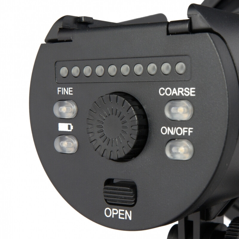 YongNuo YN216 5500К осветитель светодиодный на 216 светодиодов для фото и видеокамер