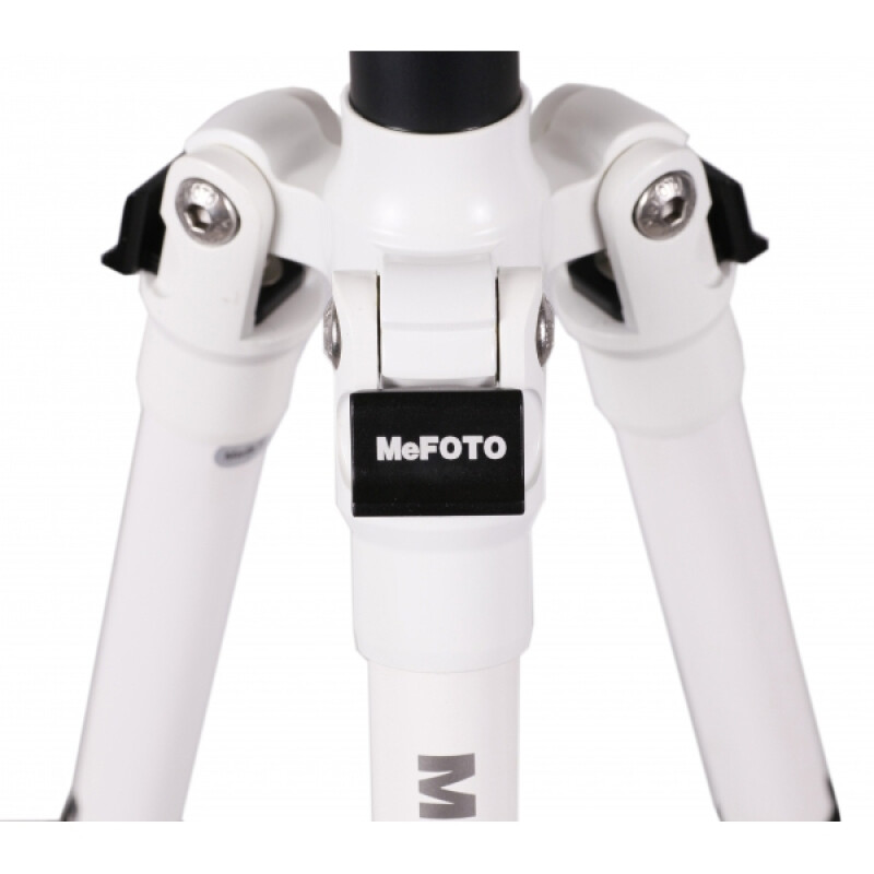 MeFoto A0350Q0 White MeFoto походный штатив с головкой белый