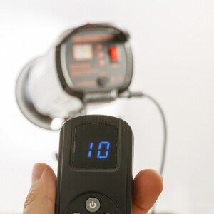 FST EF-200R (LED) Sun Light 5500К светодиодный осветитель