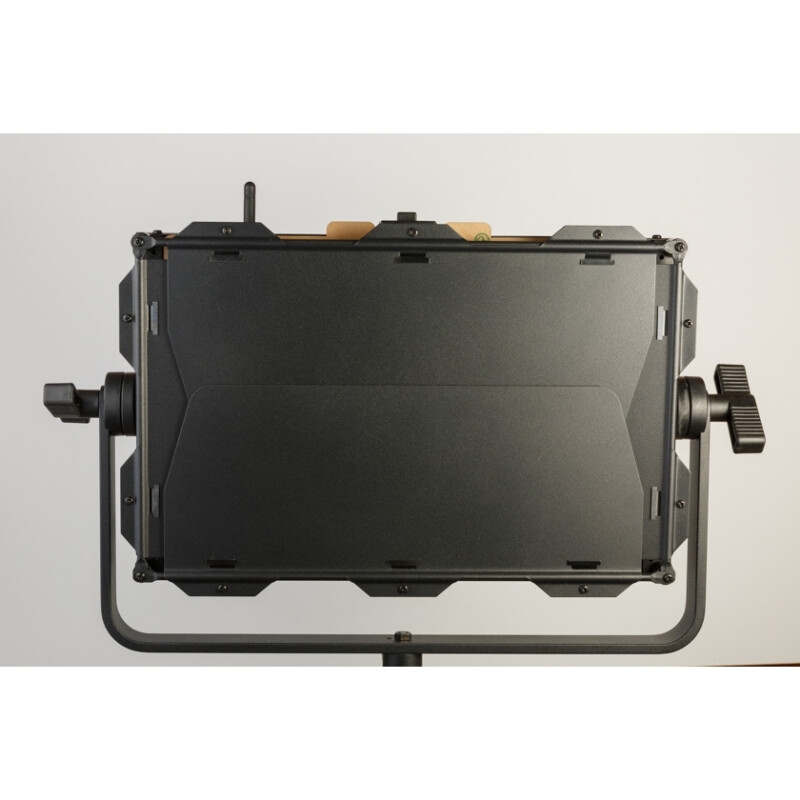 FST LP-1024 светодиодная панель