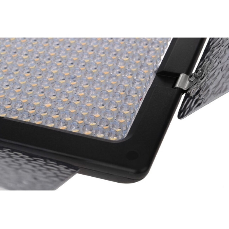 YongNuo YN900 LED осветитель 900 светодиодов с дистанционным управлением c БП