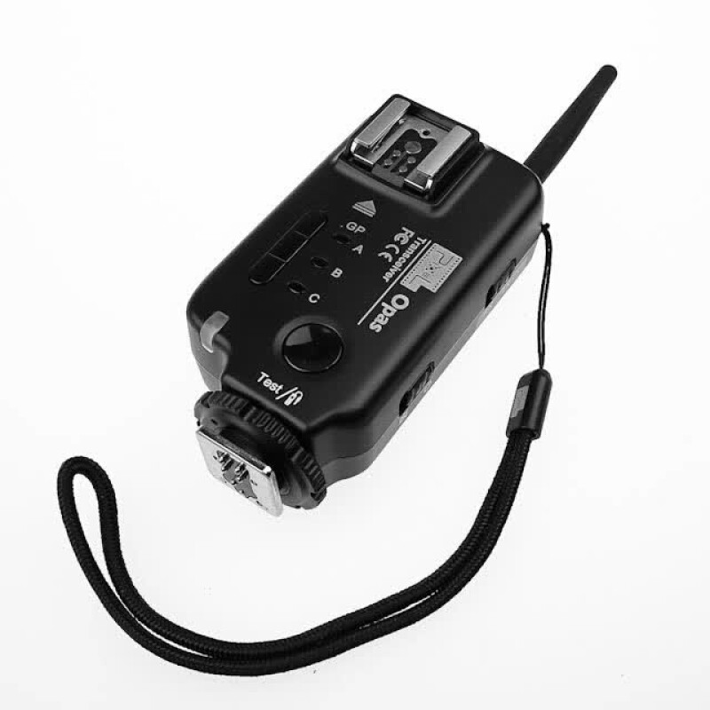 Pixel OPAS радиосинхронизатор для фотовспышек Canon