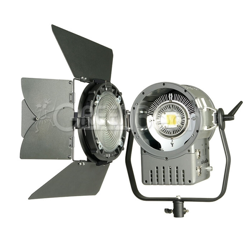 GreenBean Fresnel 150 LED X3 DMX светодиодный осветитель