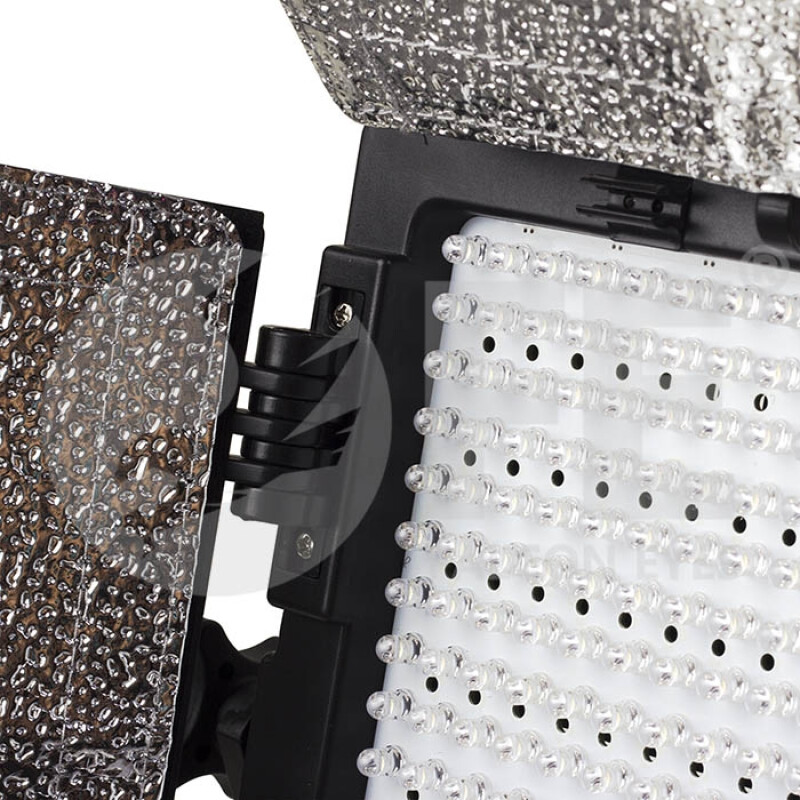 Falcon Eyes LP-820TD-SY светодиодная панель 820 LED 3200-8000К