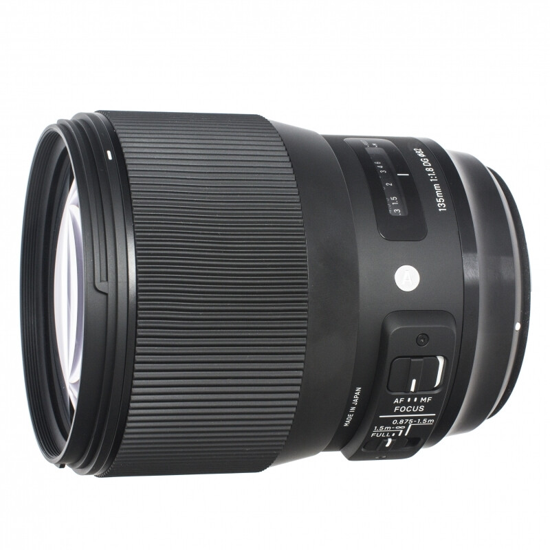 Sigma AF 135 mm f/1.8 DG HSM Art CANON объектив