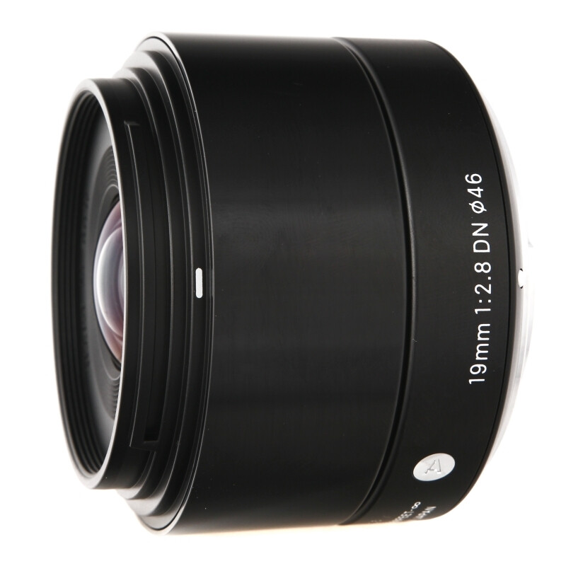 Sigma 19 mm f/2.8 DN Art Micro 4/3 Black объектив