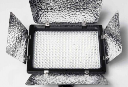 Обзор видеосвета Fotokvant LED 300